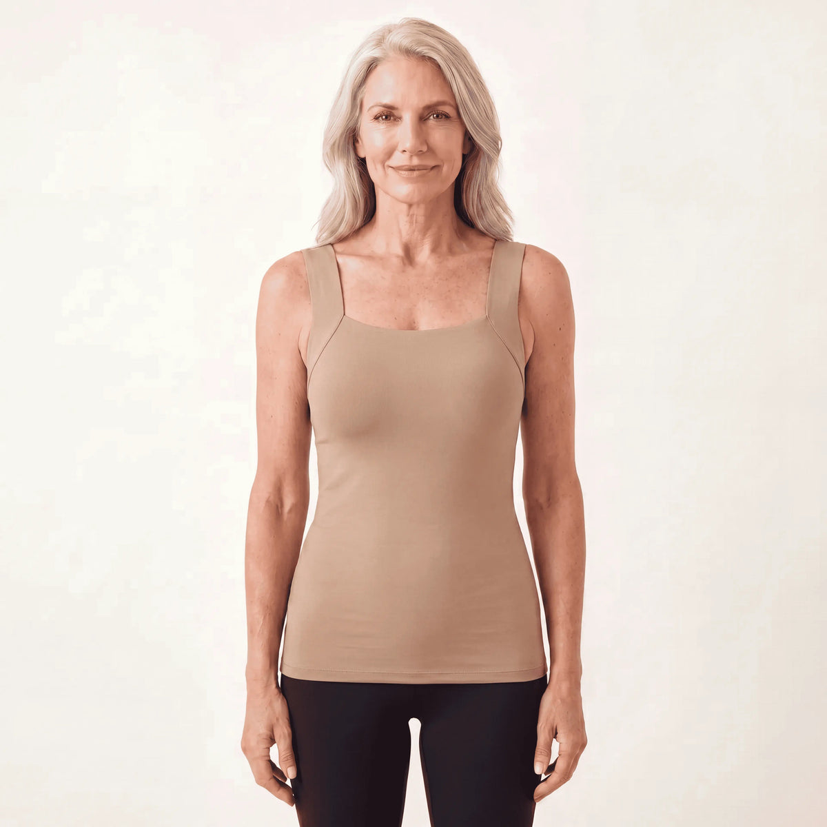 Ylvae FormTop – Nude