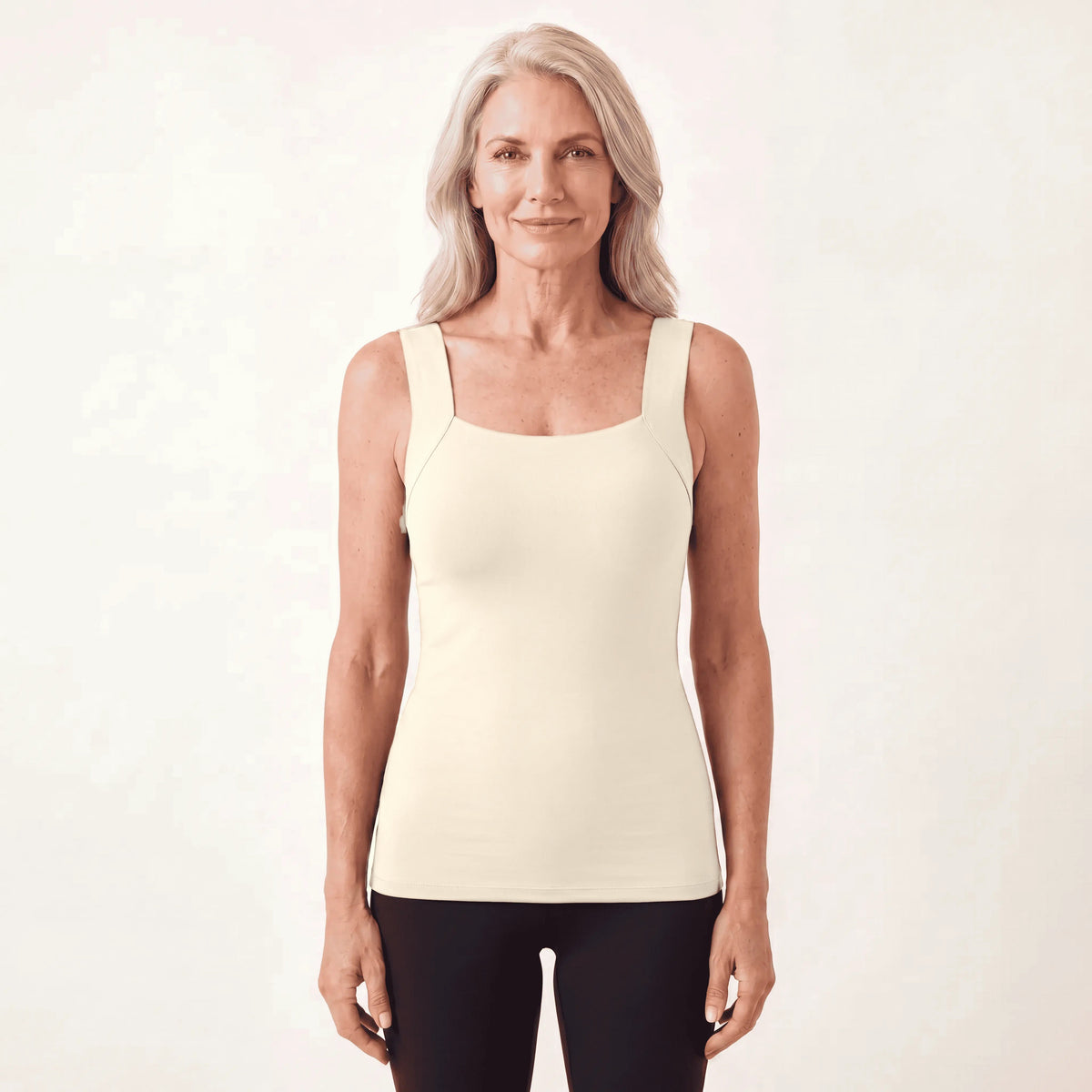 Ylvae FormTop – Cremehvid